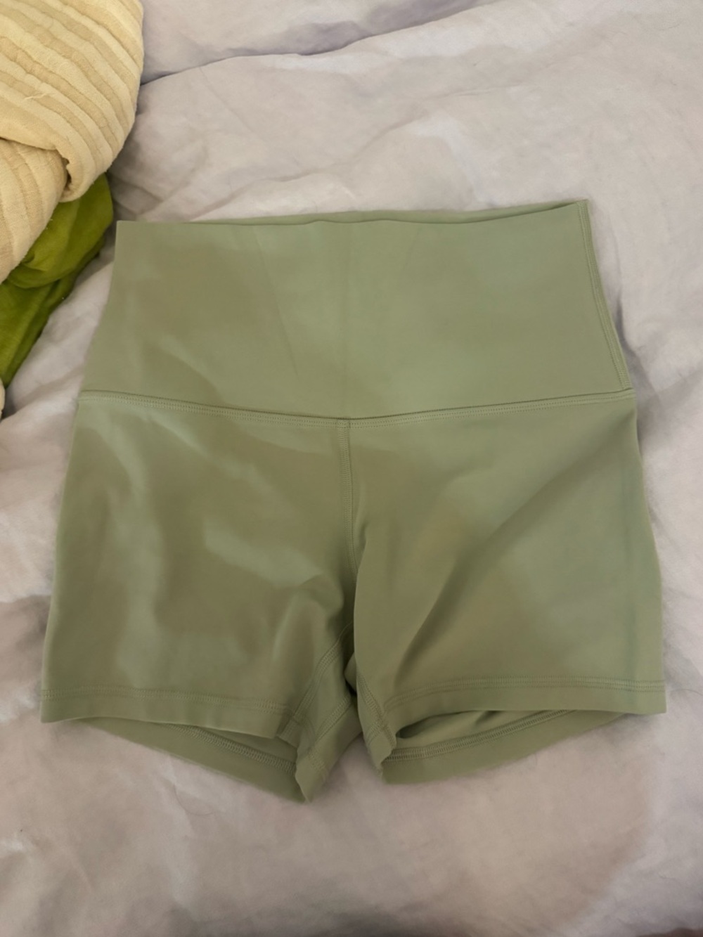 NWOT Lululemon Align Shorts 4”